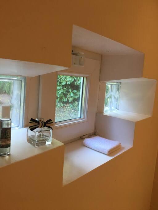 Maisonnette En Clairiere De Foret Gambais Exterior foto